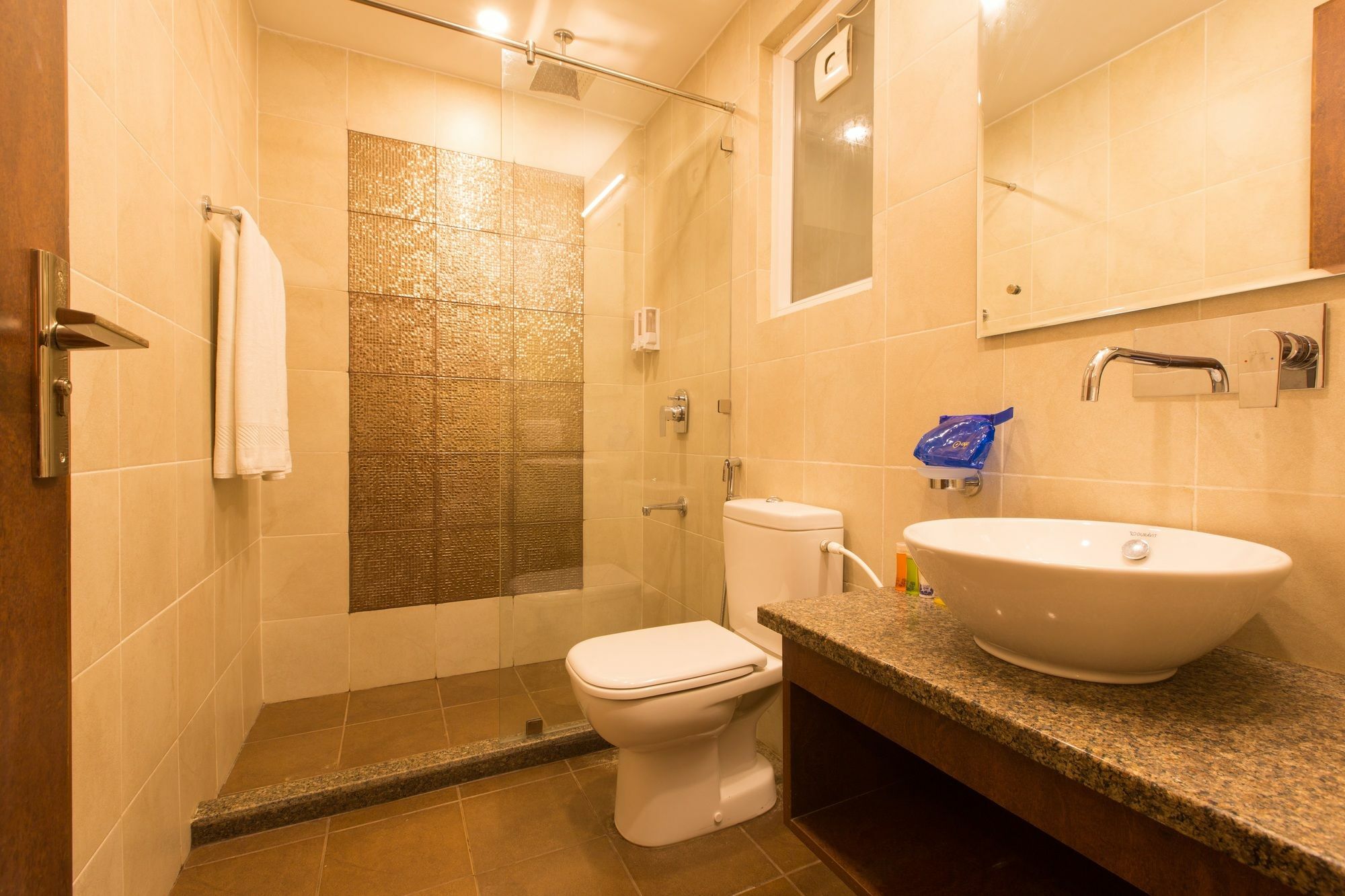 Veera Strand Park Serviced Apartments Калангуте Екстериор снимка