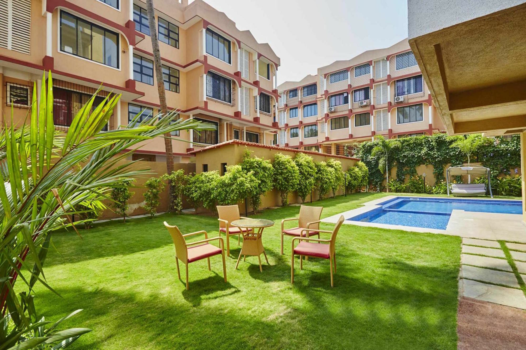 Veera Strand Park Serviced Apartments Калангуте Екстериор снимка